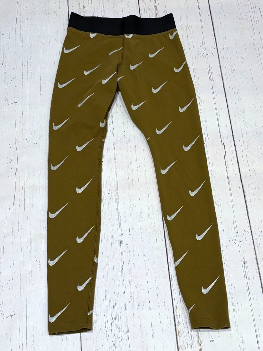 Nike leg-a-see metallic swoosh leggings